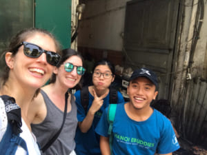 Hanoi-e.-buddies